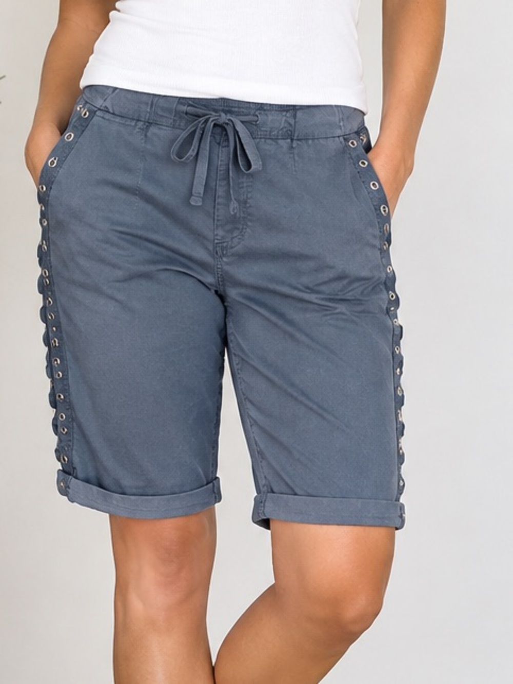 Made in Italy Casual Drawstring Gray Women’s Bermuda Mid-Length Shorts